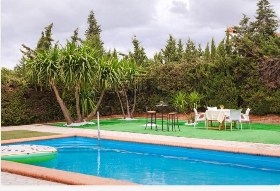 Alcalá de Guadaira Casita Rural De Invitados מראה חיצוני תמונה